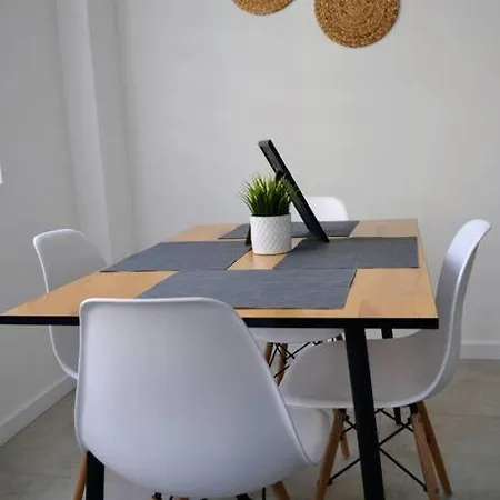 Modern Center 2 Bedroom 아파트 소피아