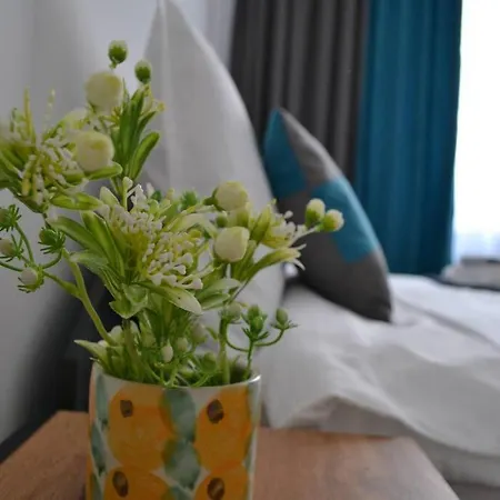 Апартамент Modern Center 2 Bedroom
