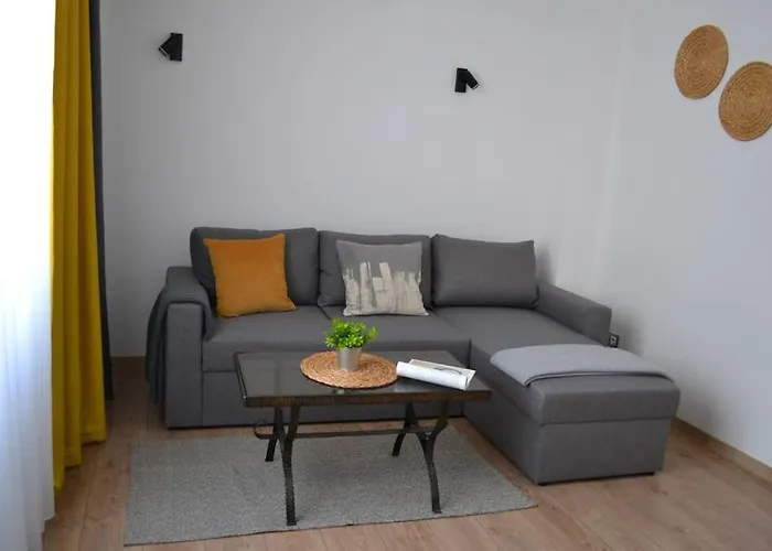 Modern Center 2 Bedroom * ソフィア