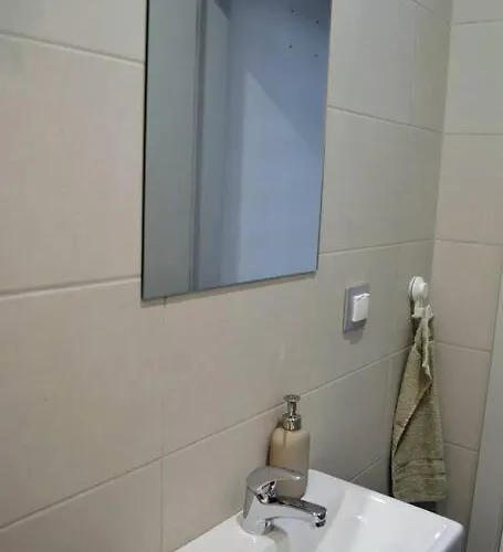 アパート Modern Center 2 Bedroom *