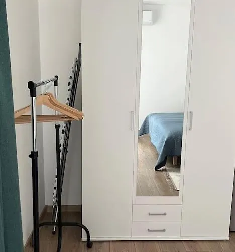 Modern Center 2 Bedroom